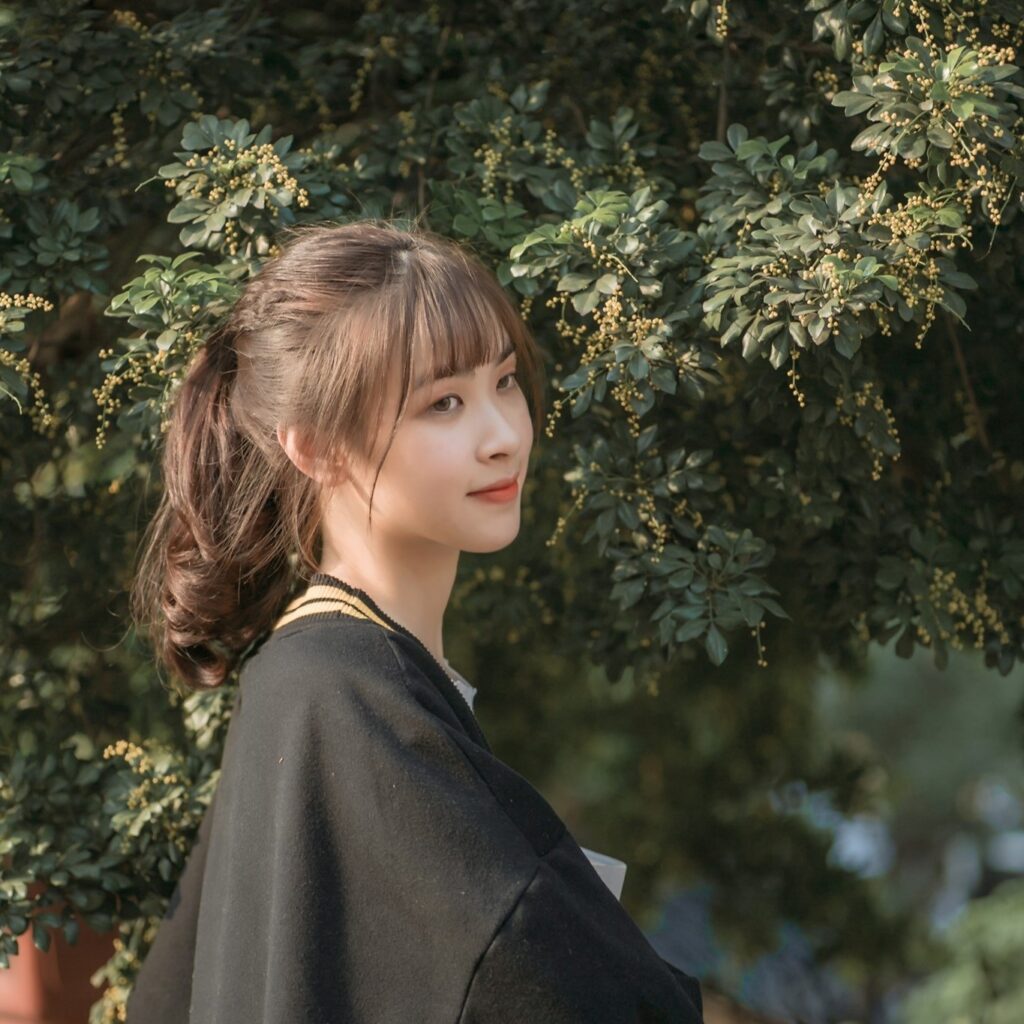 Ảnh Gái Xinh Tóc Ngang Vai 2K4 Tình Cảm Thiêng Liêng Vượt Thời Gian